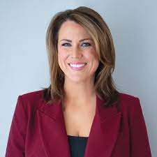 Erin Perrine Wikipedia, Biography, Erin Perrine Age, Husband, Photos, Instagram, tattoos, Height, Weight, Net Worth, Affair, Relationship, Career and Family 