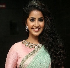 Anupama Parameswaran Biography, Wiki, Age, Photo, Movies list, Net Worth, Boyfriend, Husband, Family, Hot pics videos and Career