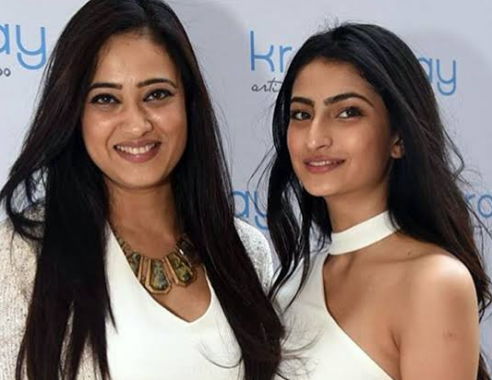 Palak Tiwari Wiki Biography, Weight, Boyfriend ibrahim ali khan, Family, Current Affairs, Palak Tiwari and shweta tiwari, Instagram, movies, Career and More