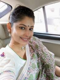 Smita Sabharwal IAS Wiki, IAS smita sabharwal Biography, smita sabharwal in jeans, smita sabharwal age, smita sabharwal instagram, Twitter, Net Worth, Family and more