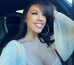 Salice Rose Biography, Wiki, Lindsay salice Rose videos, Salice Rose Reddit, Photo, Net Worth, Career, Profession, Instagram, Boyfriend, husband, Social Media Accounts and more