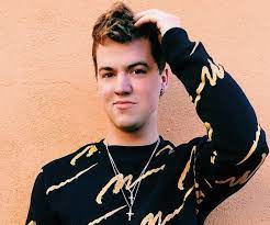 Taylor Michael Caniff Biography , Wiki, Taylor Caniff Rv Tour, Taylor Caniff Shirt, Taylor Caniff Tshirt, Taylor Caniff Braces, What Is Taylor Caniff Snapchat, Height, Net Worth and Career 
