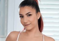 Kama Oxi Age, Biography, Wikipedia, Kama Oxi Leaks, Kama Oxi Casting Couch, Net worth, Career, Family, Husband and Boyfriend, Height, physical status and Nationality