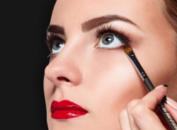 Buy Eyeshadow Brush Online at Best Prices in India