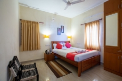 Kodaikanal Wood House Stay | Wood House in Kodaikanal