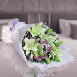 Blossom Splendor: Exquisite Flower Bouquet from Sharjah Flower Delivery