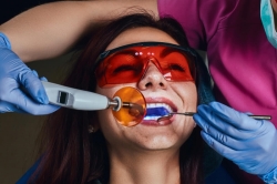 Safe Teeth Whitening in Kurla for a Radiant Smile